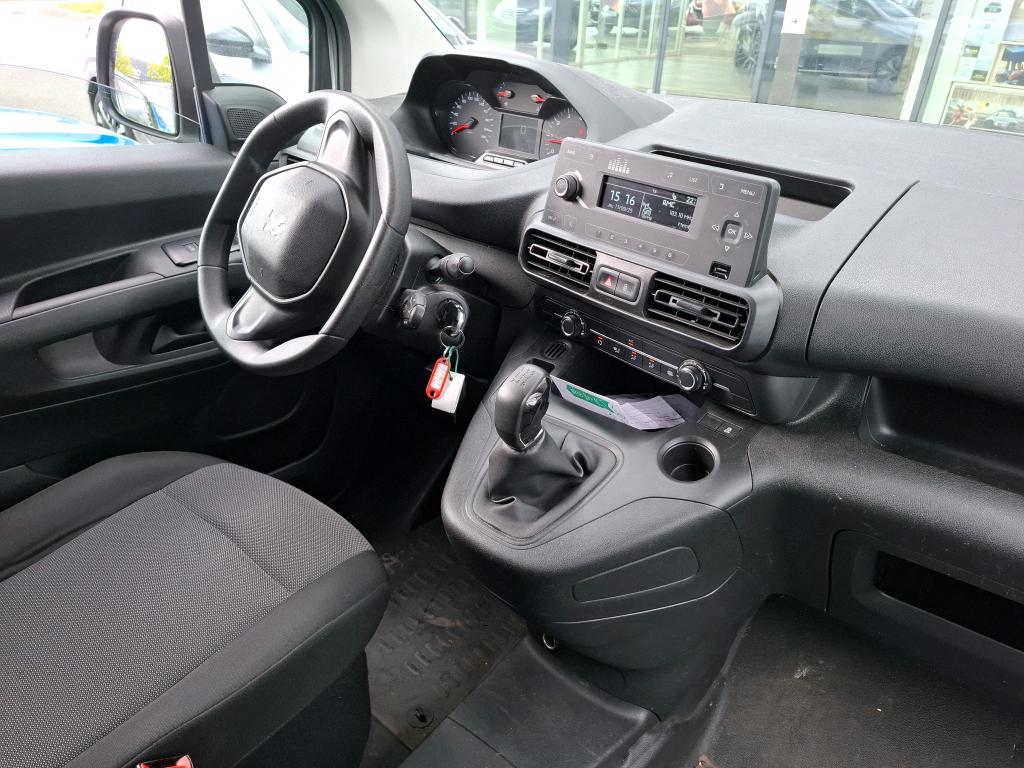 Peugeot PARTNER FOURGON STANDARD 650 KG BLUEHDI 75 BVM5 PREMIUM 2020