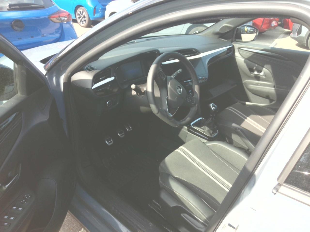 Foto Opel Corsa 12