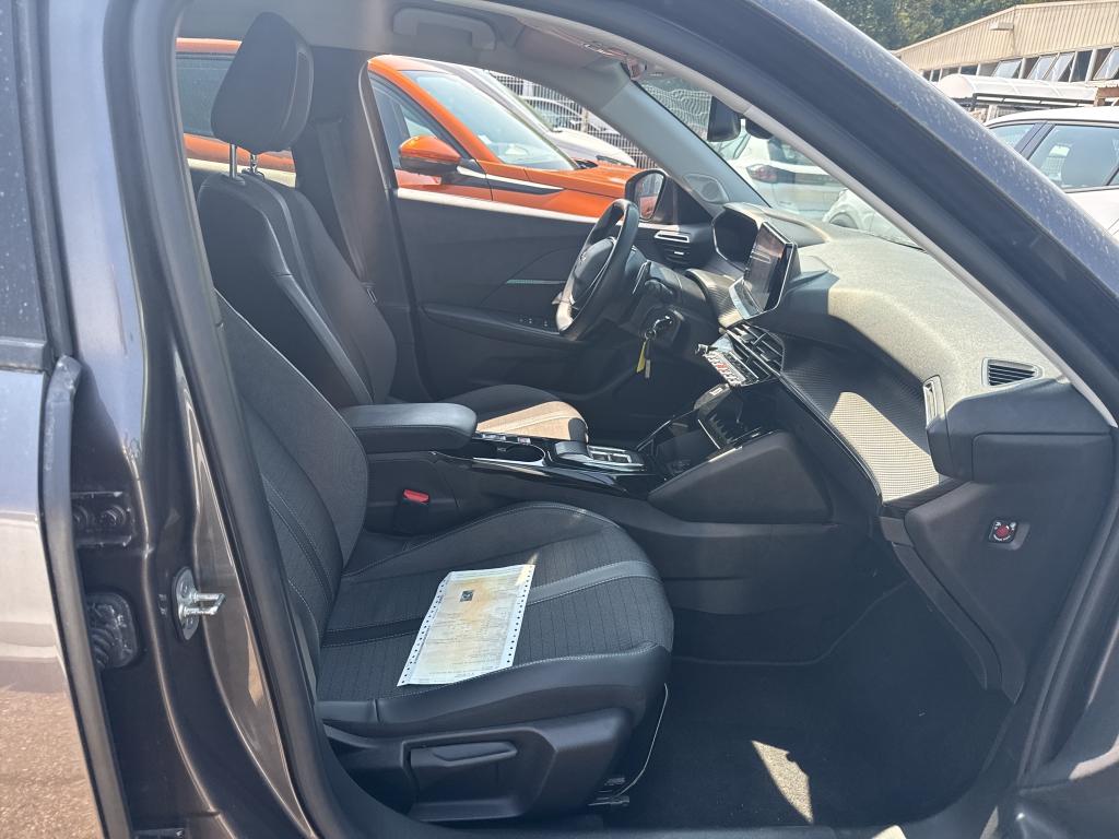 Peugeot 2008 BlueHDi 130 S&S EAT8 Allure 2022