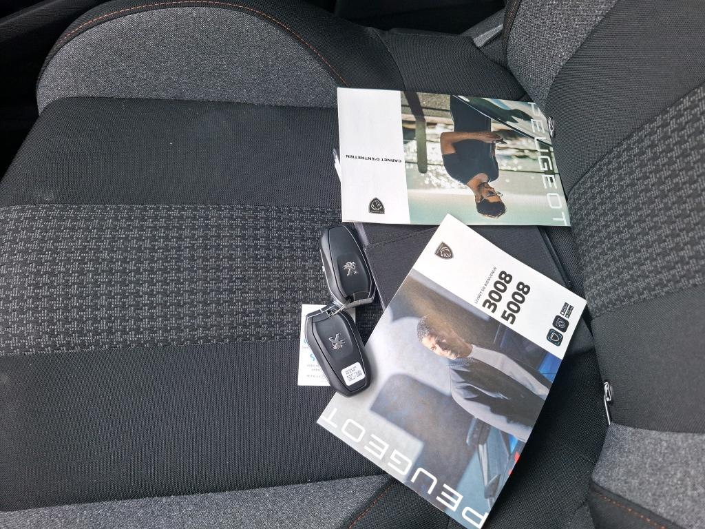 Peugeot 3008 BlueHDi 130ch S&S EAT8 Active Pack 2022