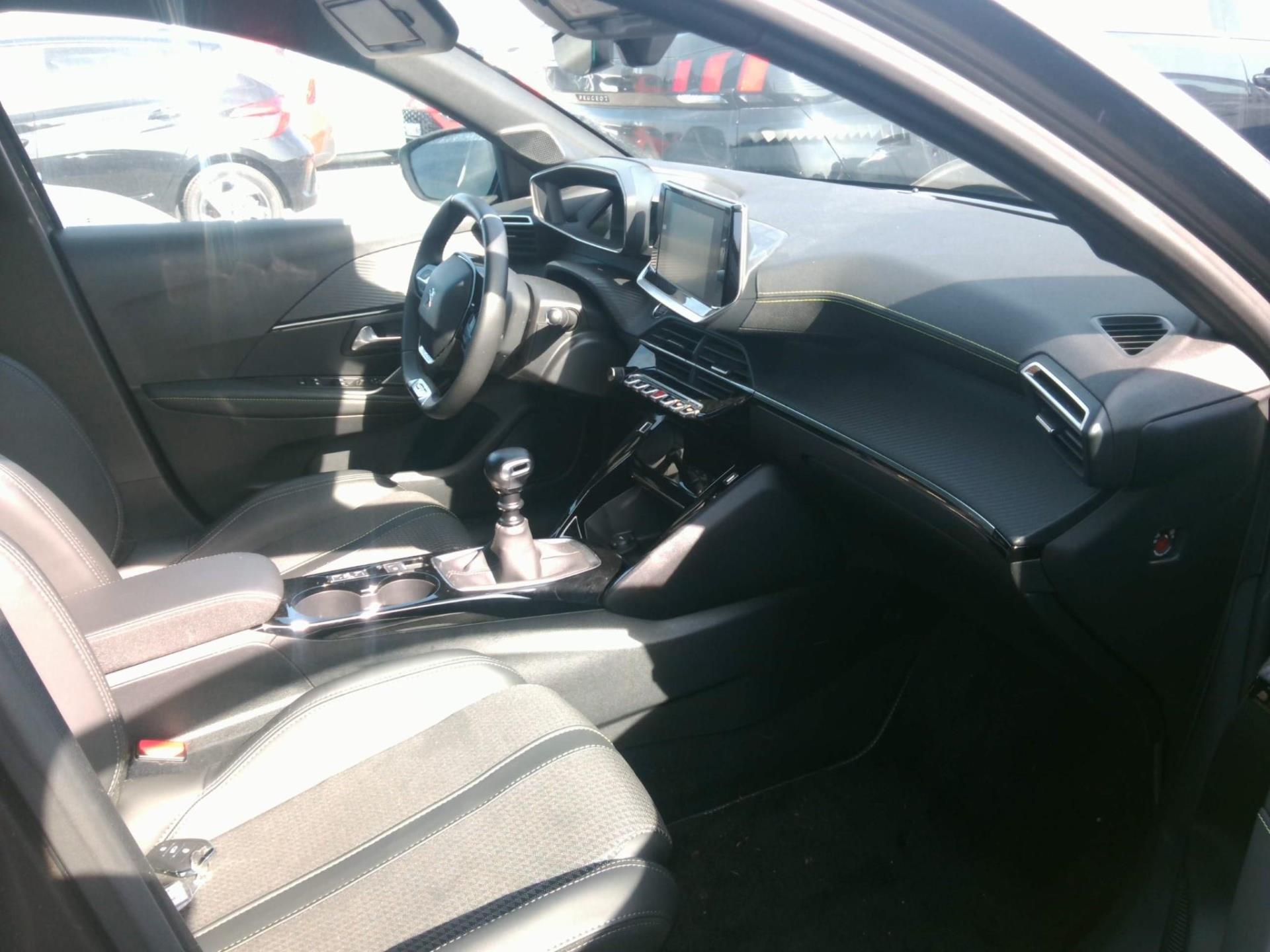 Peugeot 208 BlueHDi 100 S&S BVM6 GT 2023