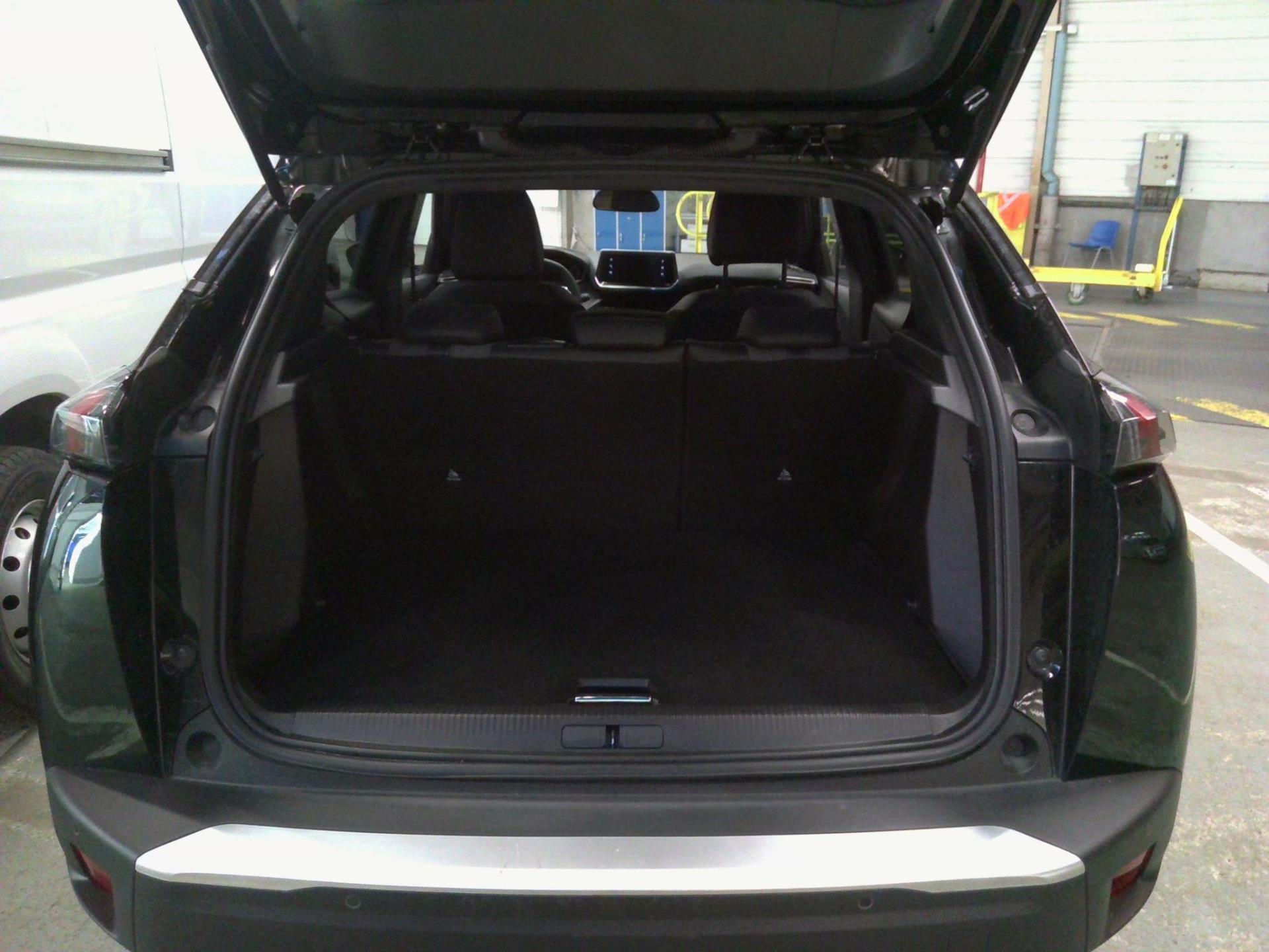 Peugeot 2008 BlueHDi 130 S&S EAT8 Allure 2023