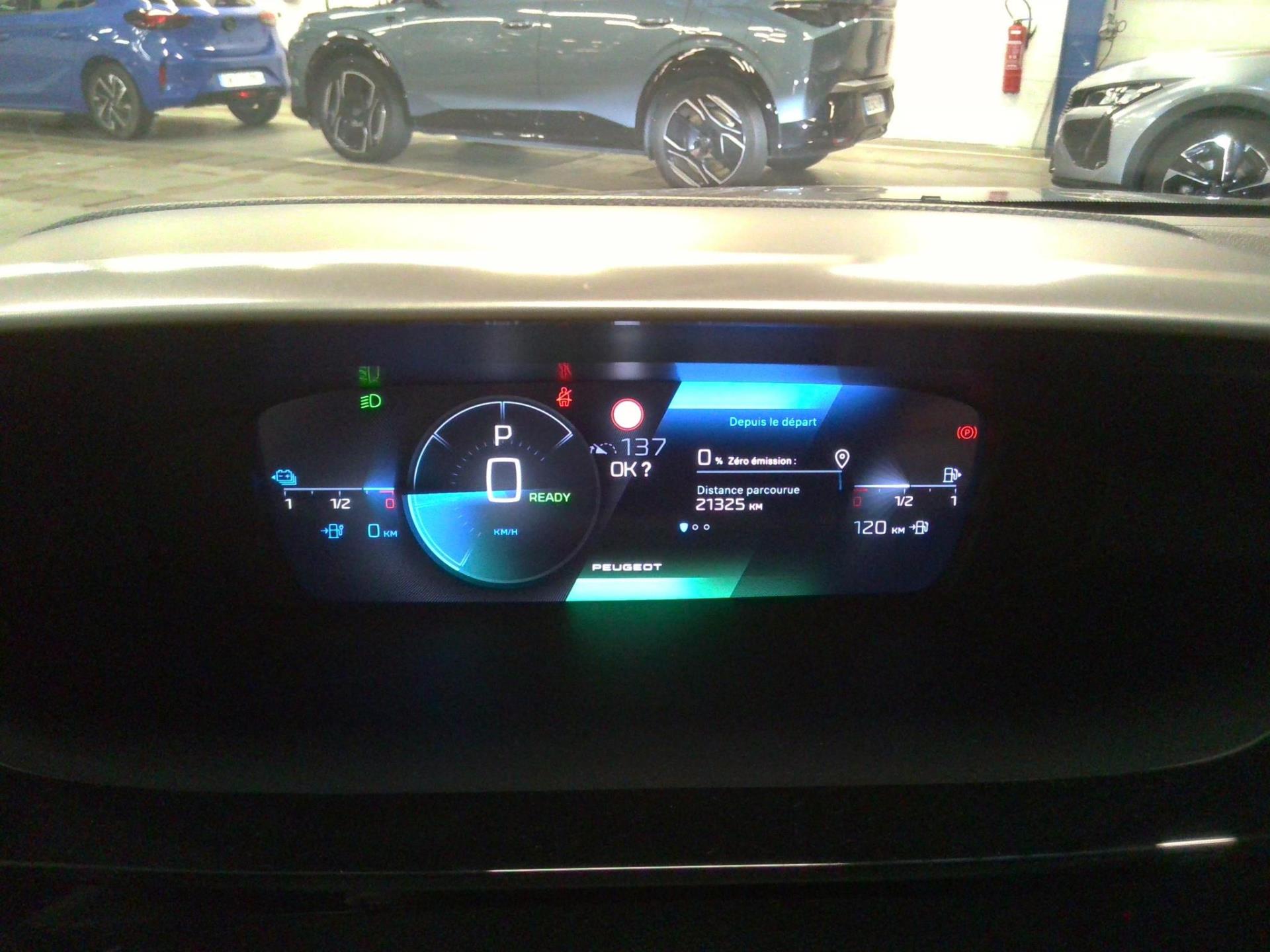 Peugeot 308 PHEV 180 e-EAT8 Allure 2024