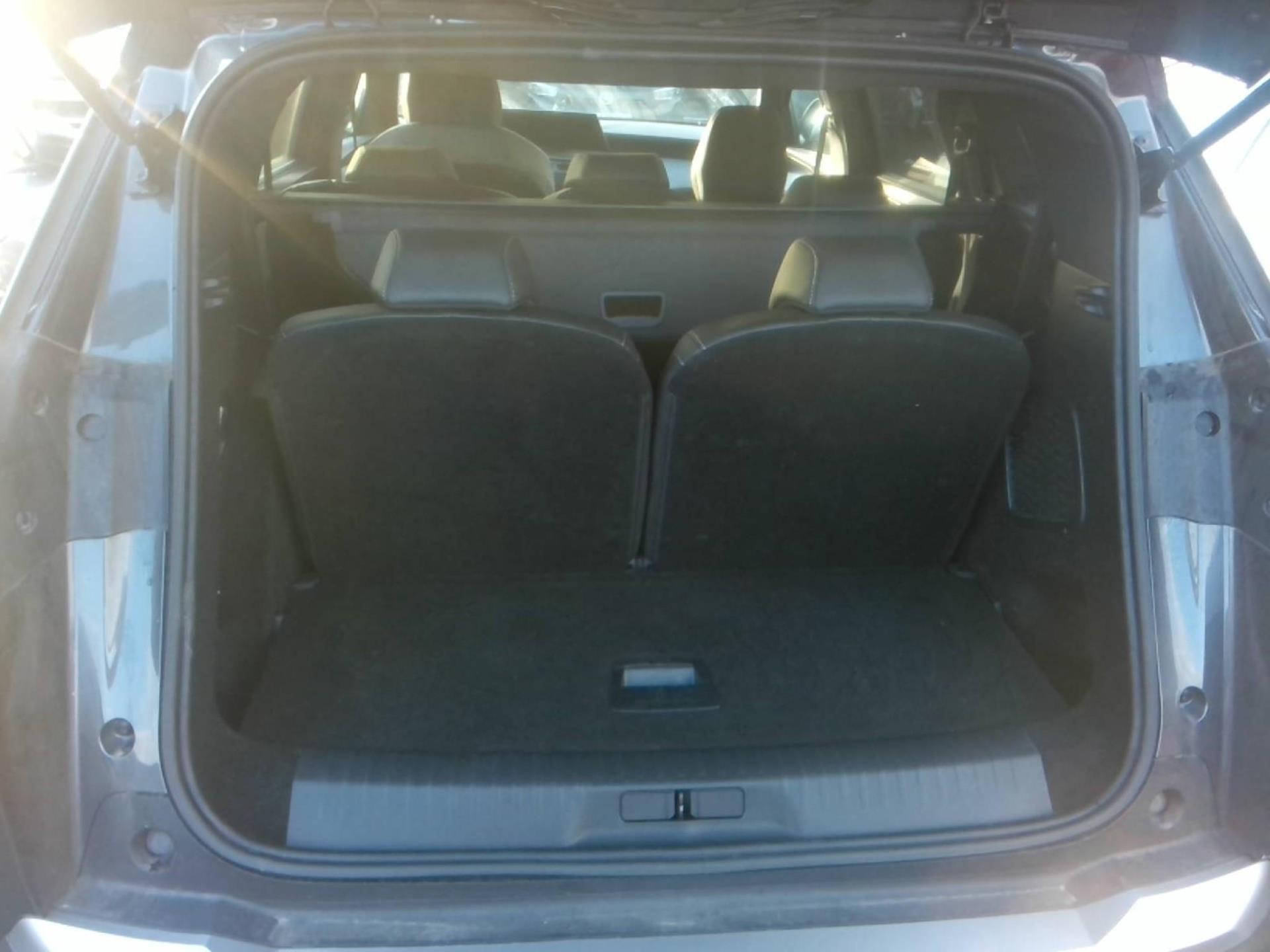 Peugeot 5008 Hybrid 136 e-DCS6 Allure 2025