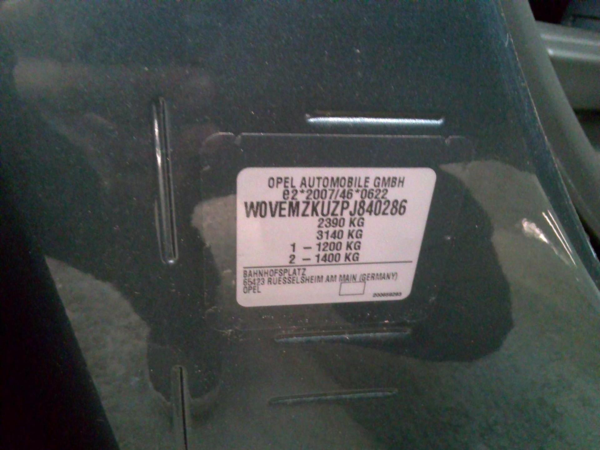 Opel E-Combo Life Taille XL 136 ch 100 kW Batterie 54 kWh Elegance 2024