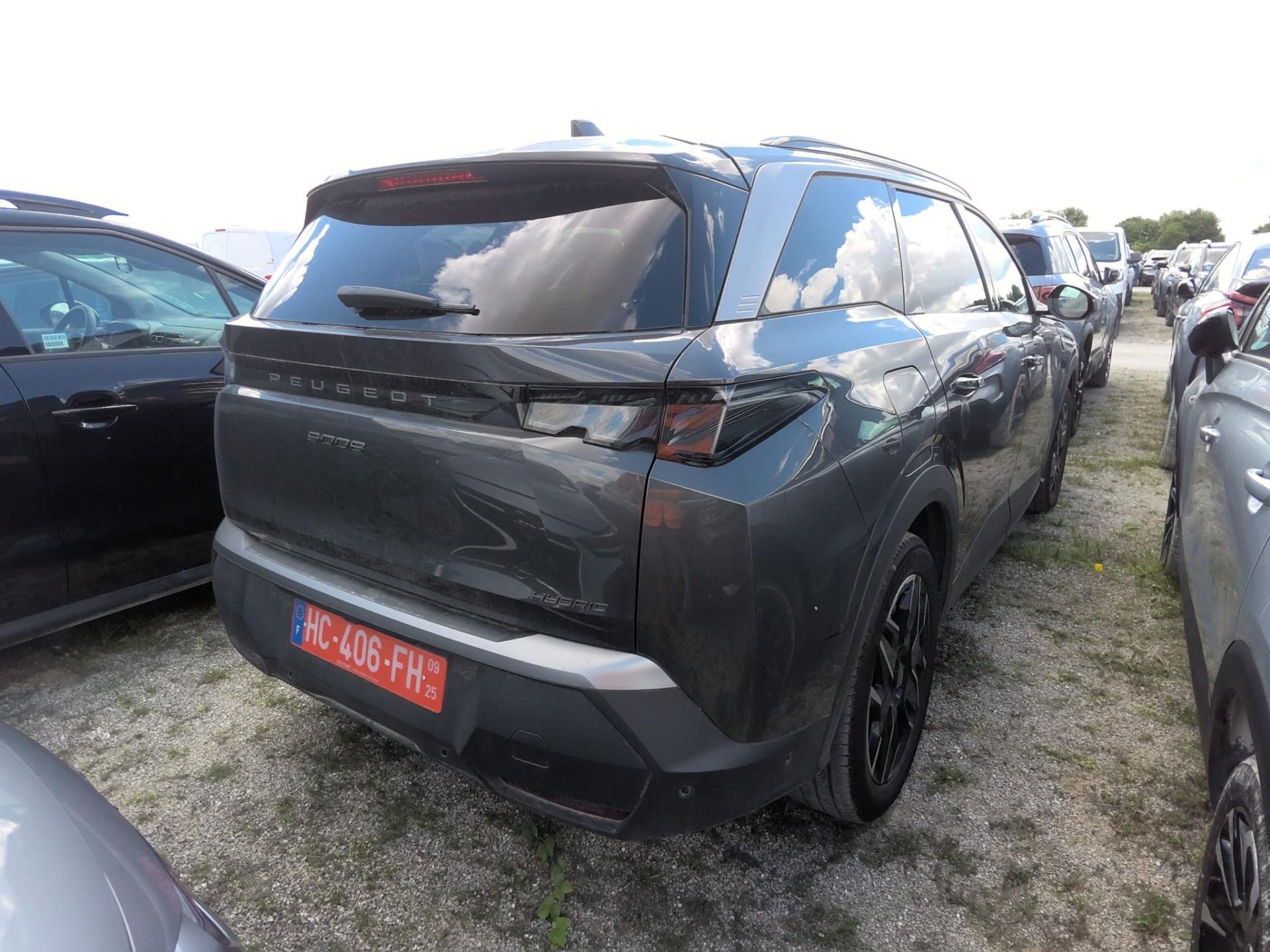 Peugeot 5008 Hybrid 136 e-DCS6 GT 2025