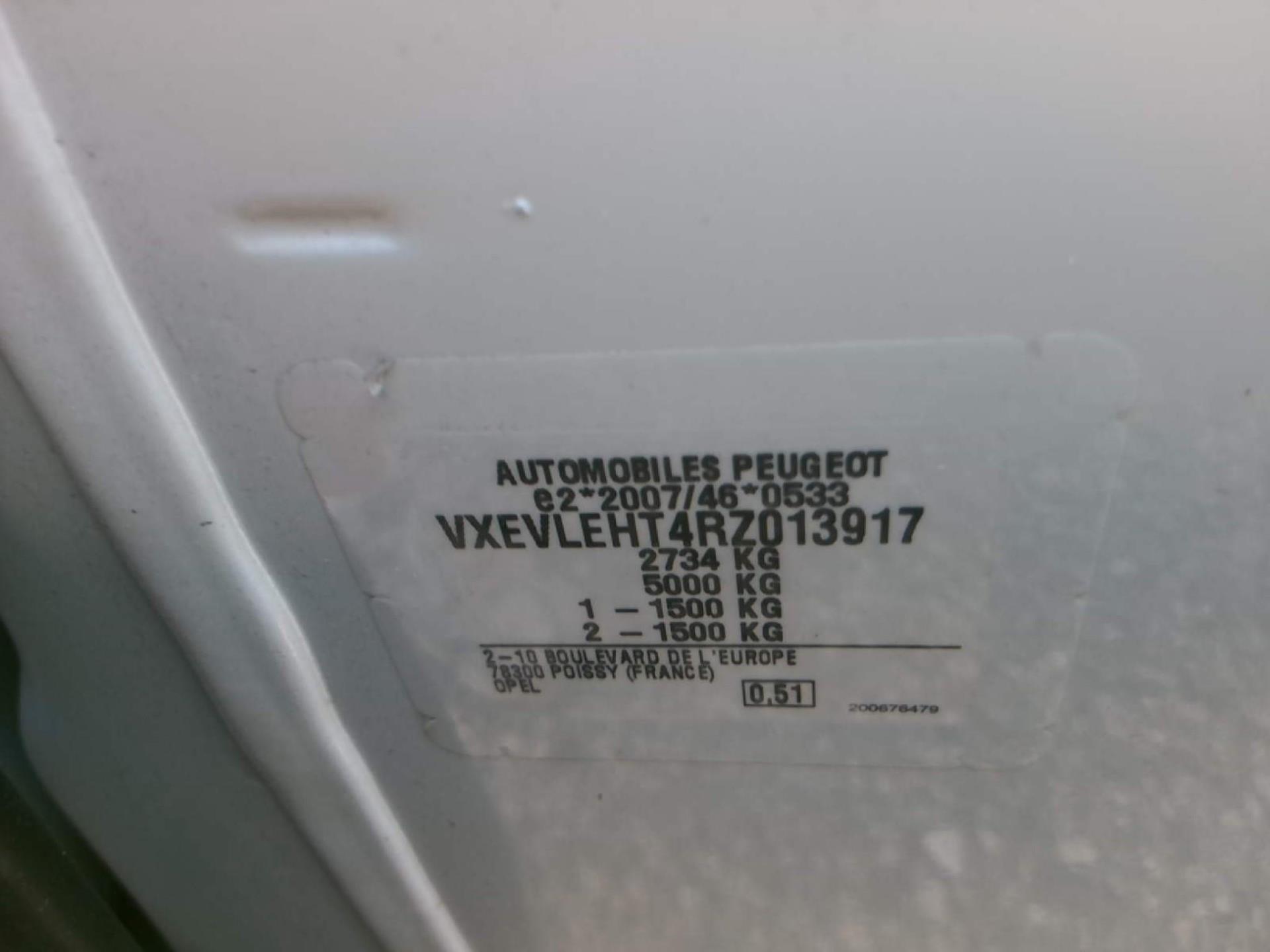 Opel VIVARO FGN TAILLE M BLUEHDI 145 BVM6 2024