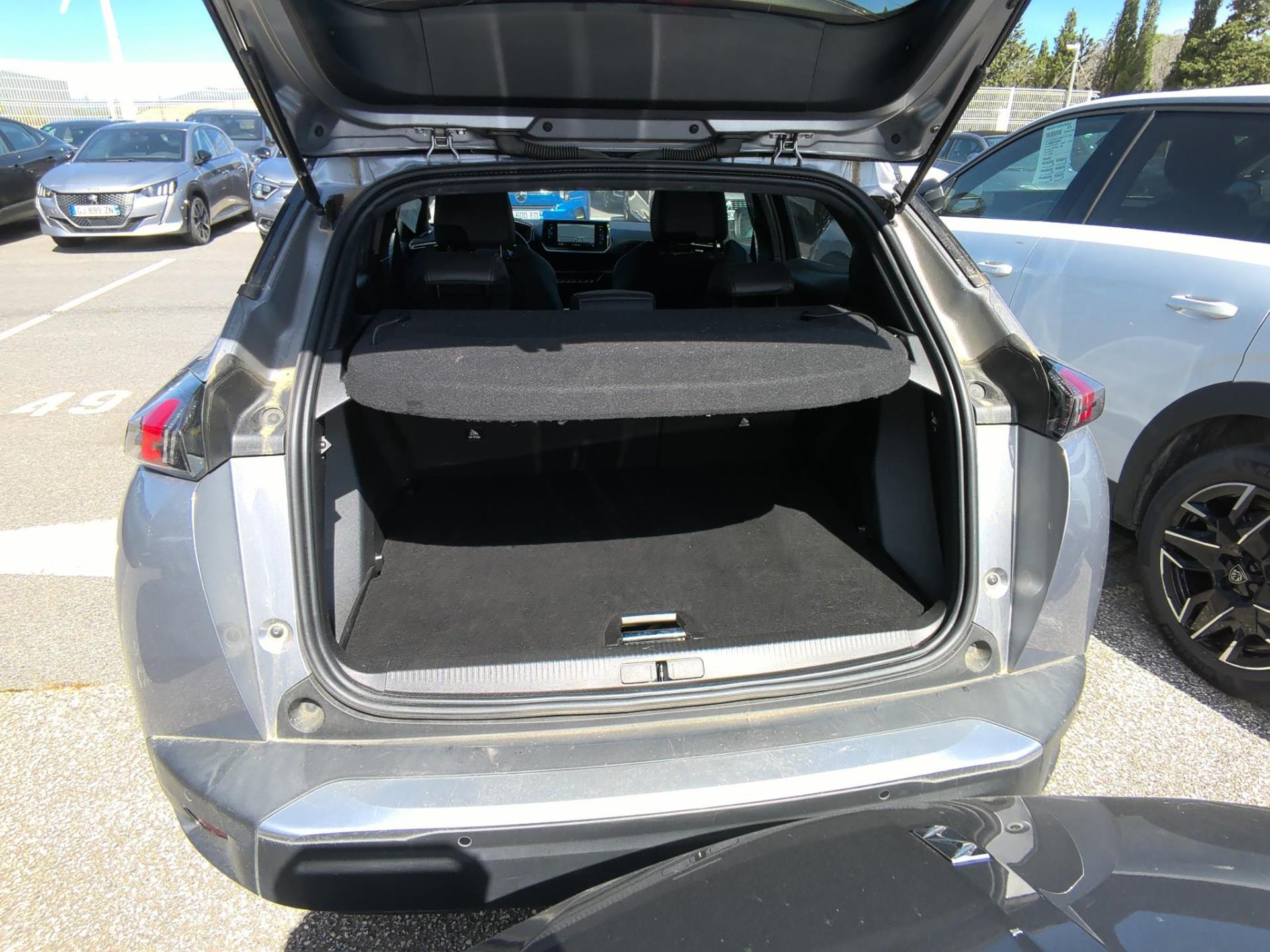 Peugeot 2008 Electrique 136 ch GT 2022
