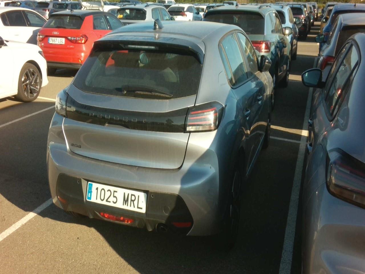 Foto Peugeot 208 4