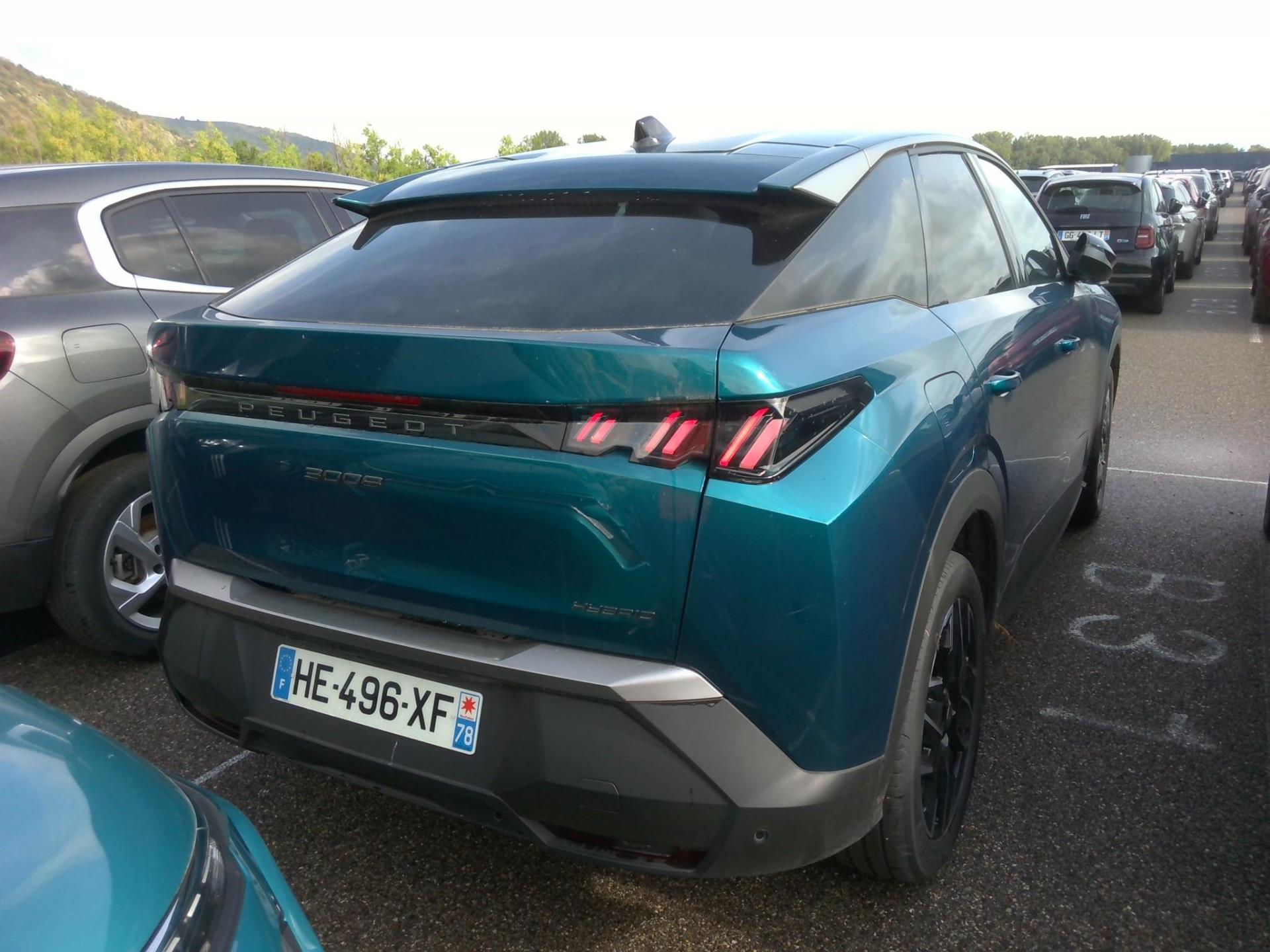 Peugeot 3008 Hybrid 145 e-DCS6 Allure 2025