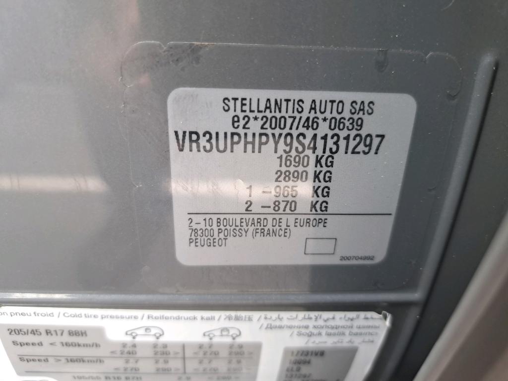 Peugeot 208 Hybrid 145 ch e-DCS6 GT 2025