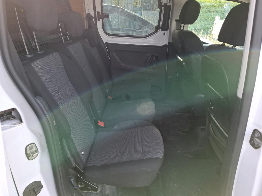 Peugeot PARTNER CA BLUEHDI 100 S&S BVM6 2022