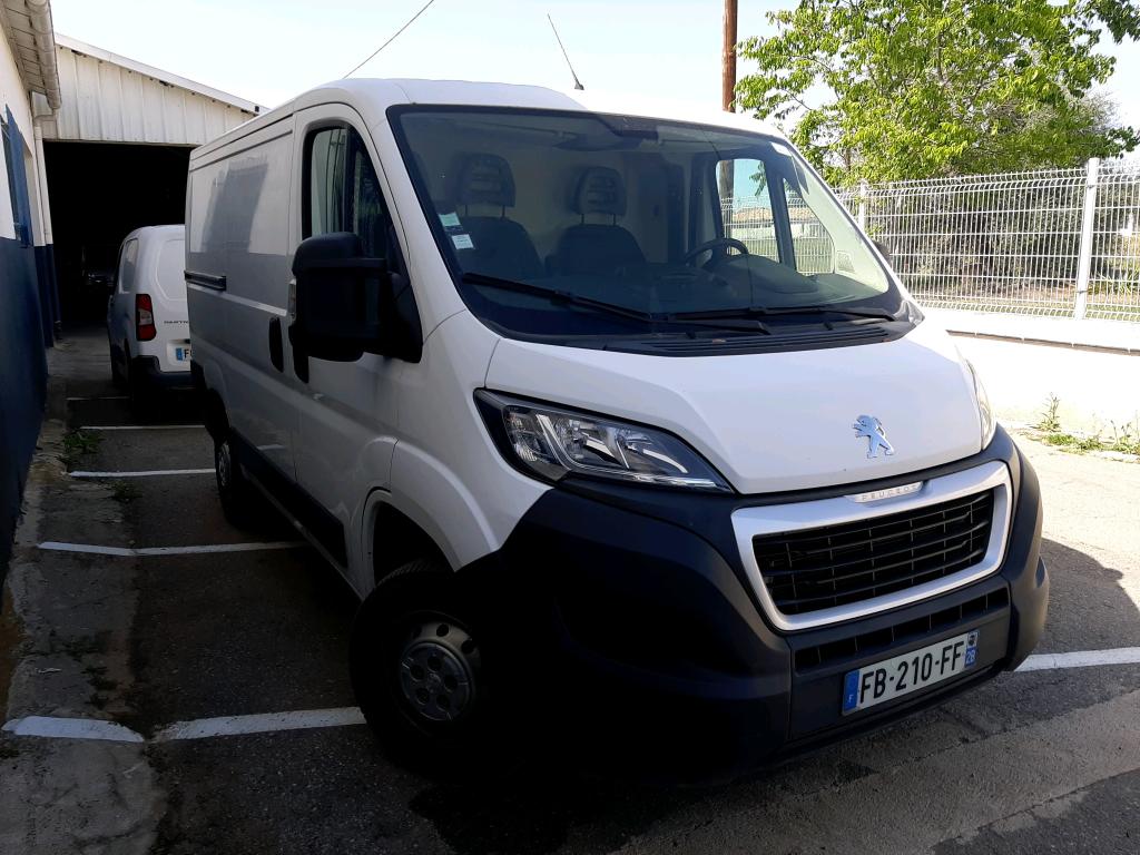 Peugeot BOXER TOLE 330 L1H1 BLUEHDI 110 PREMIUM 2018