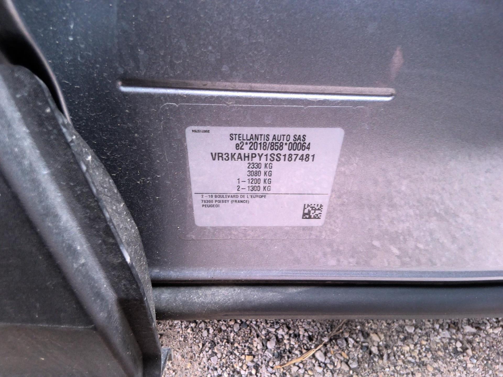 Peugeot 5008 Hybrid 145 ch e-DCS6 Allure 2025