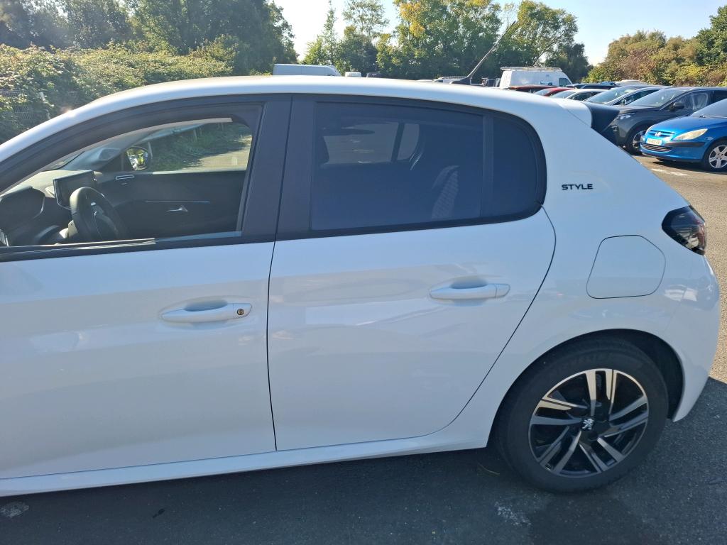 Peugeot 208 PureTech 100 S&S BVM6 Style 2023