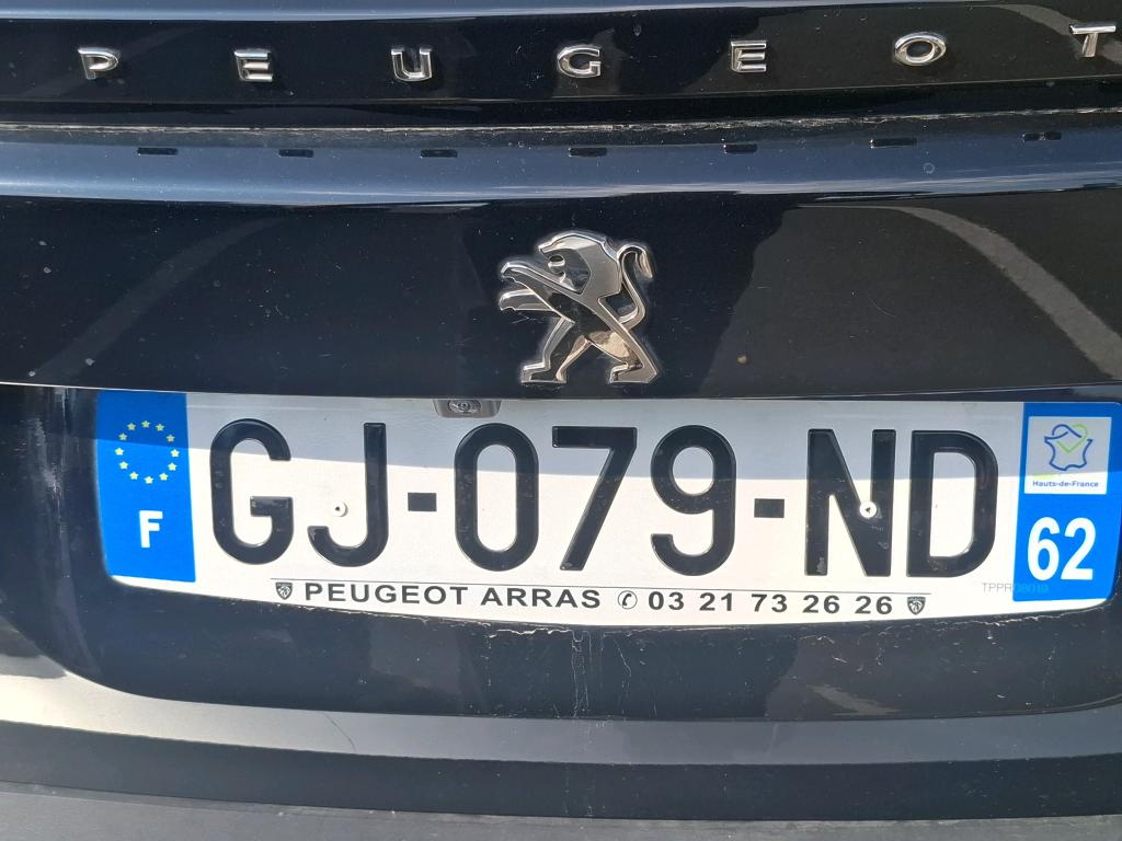 Peugeot 2008 PureTech 130 S&S EAT8 GT 2022