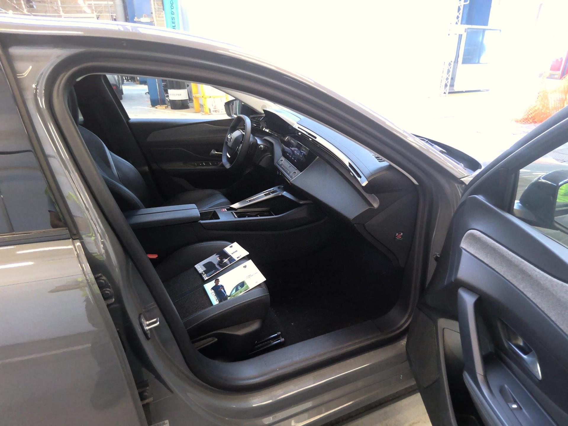 Peugeot 308 BlueHDi 130ch S&S EAT8 Allure 2025