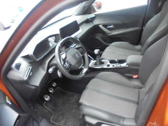 Foto Peugeot 2008 9