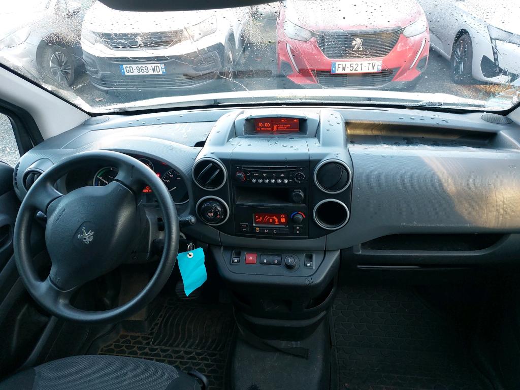 Peugeot PARTNER FOURGON ELECTRIC STANDARD PREMIUM AVEC BATTERIE 2017