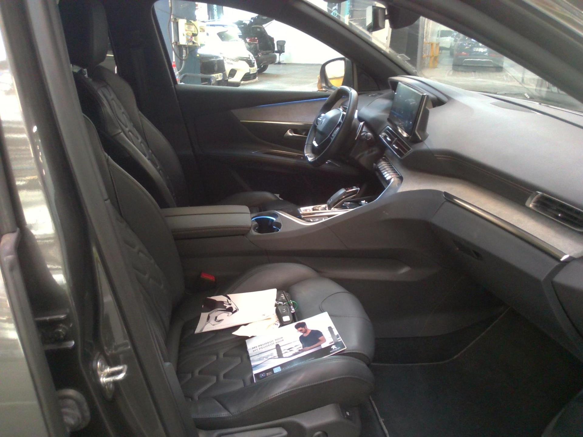 Peugeot 3008 BlueHDi 130ch S&S EAT8 GT 2021