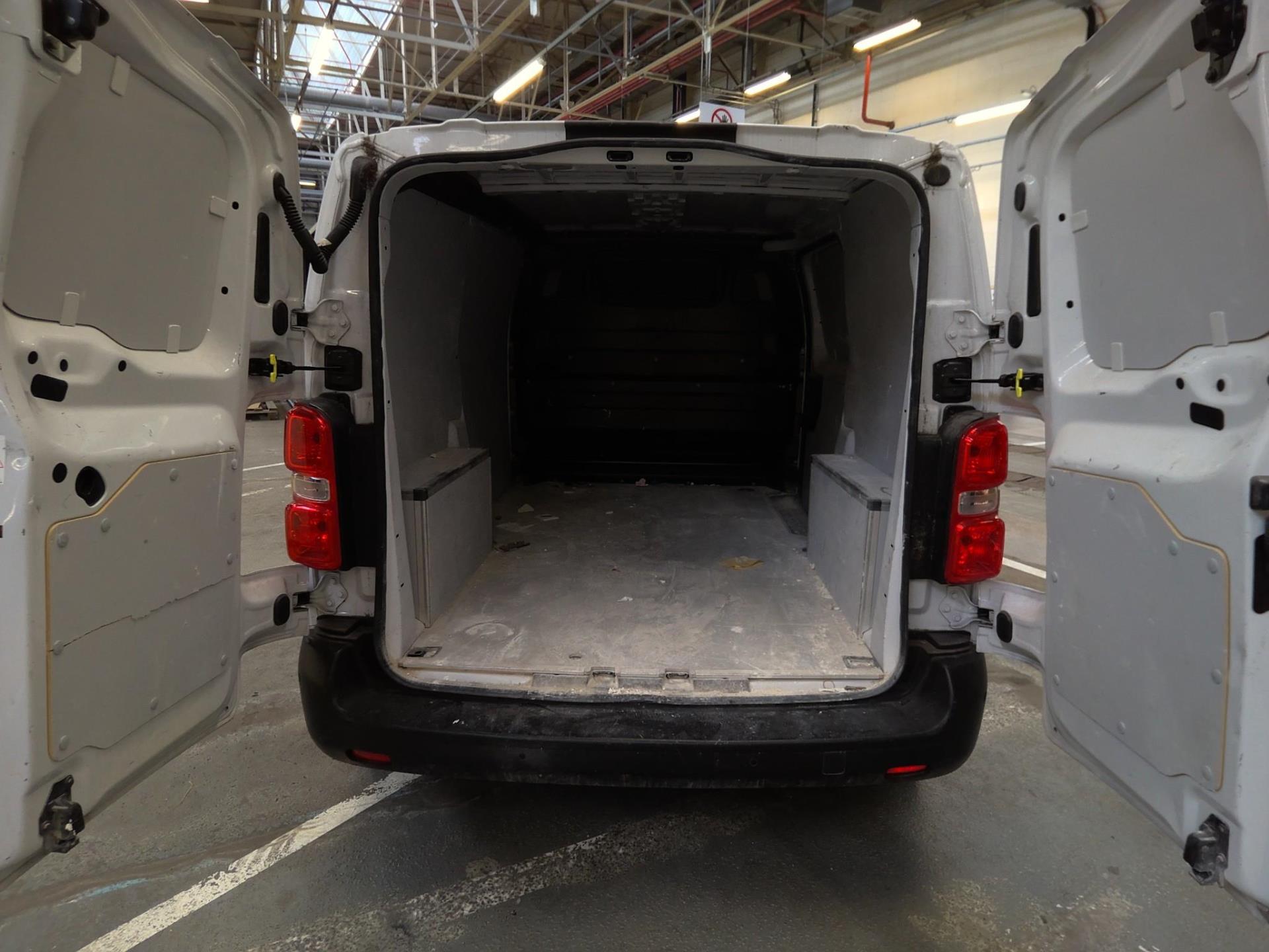 Citroen JUMPY FGN M BLUEHDI 120 S&S BVM6  2023