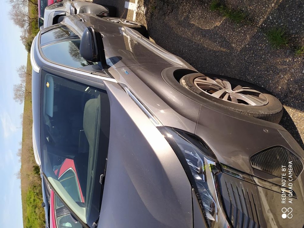 Foto Peugeot 3008 Hybrid 8
