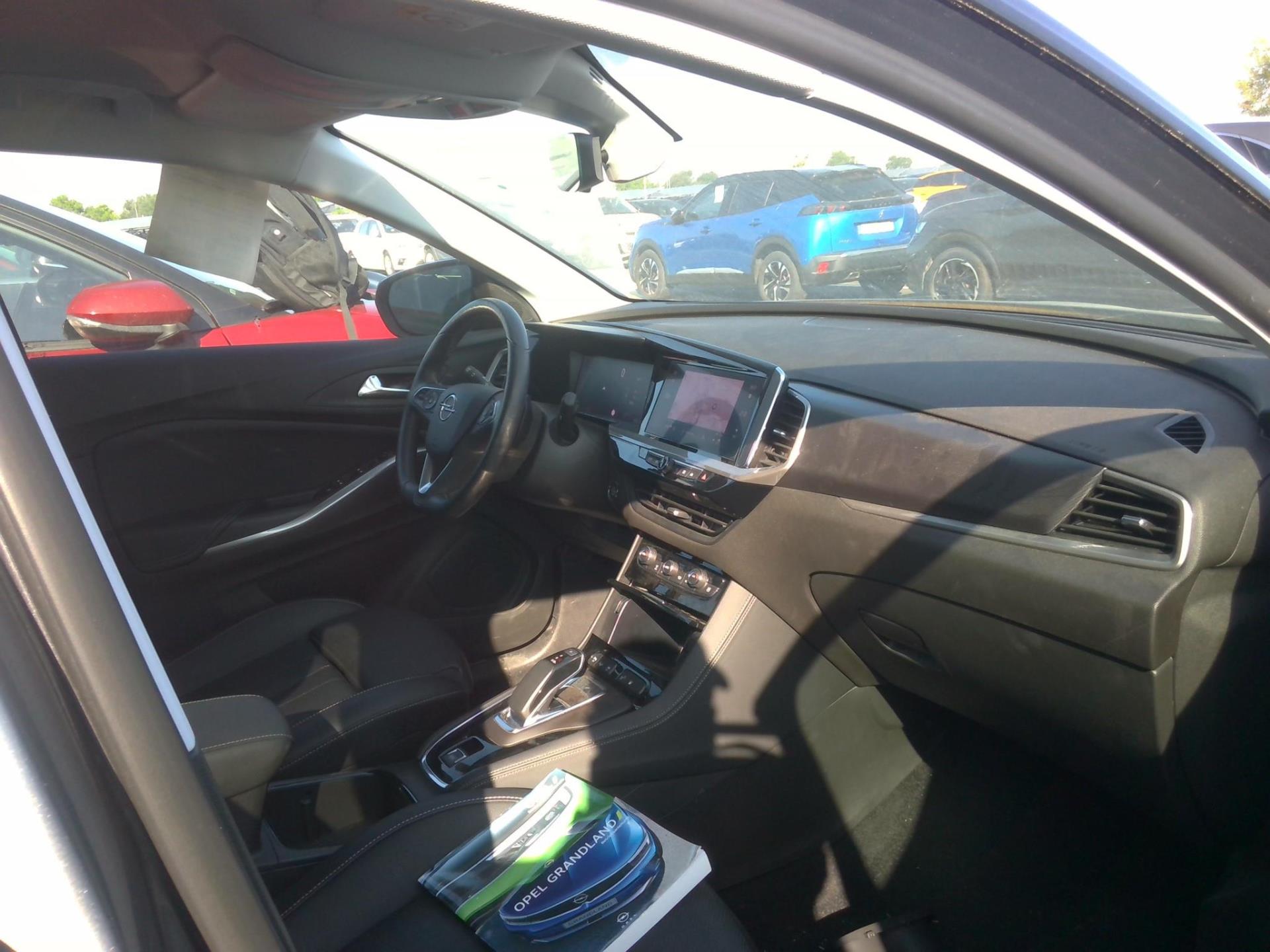 Opel Grandland Hybrid 225 ch BVA8 Elegance Business 2022