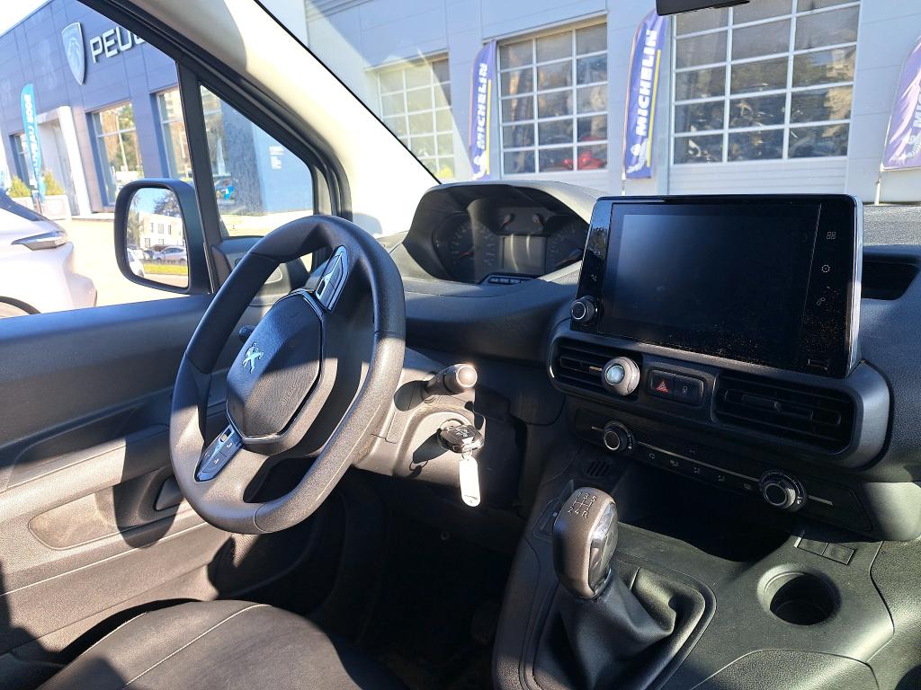 Peugeot PARTNER FOURGON STANDARD 650 KG BLUEHDI 100 S&S BVM5 ASPHALT 2021