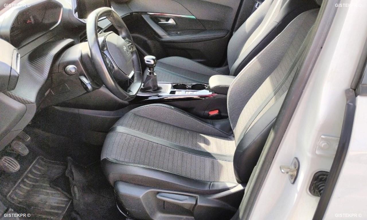 Foto Peugeot 2008 9