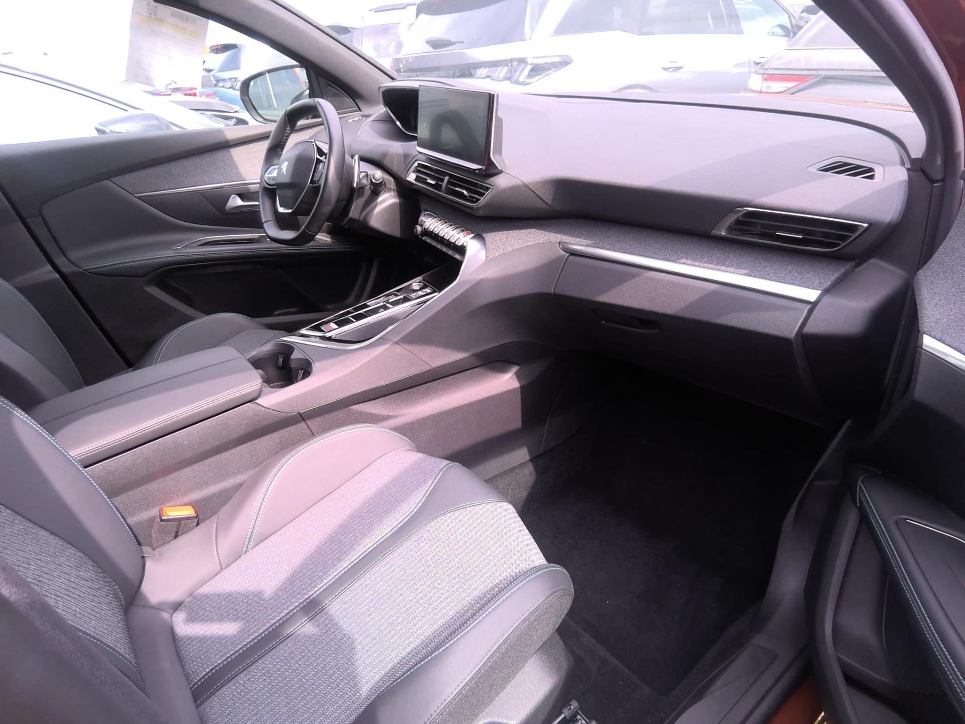 Peugeot 5008 BlueHDi 130ch S&S EAT8 Allure Pack 2023