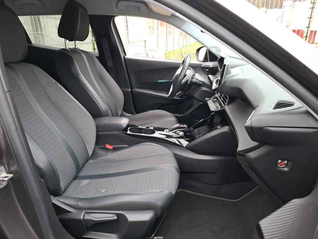 Peugeot 2008 BlueHDi 130 S&S EAT8 Allure 2021