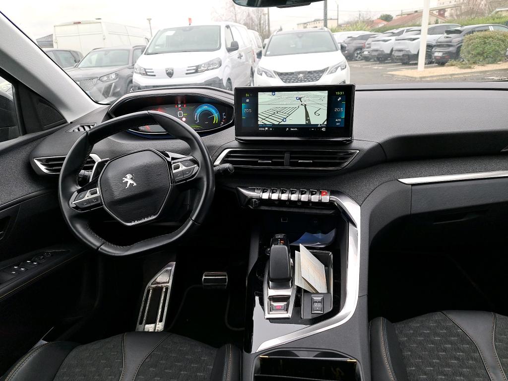 Peugeot 3008 Hybrid 225 e-EAT8 Roadtrip 2022