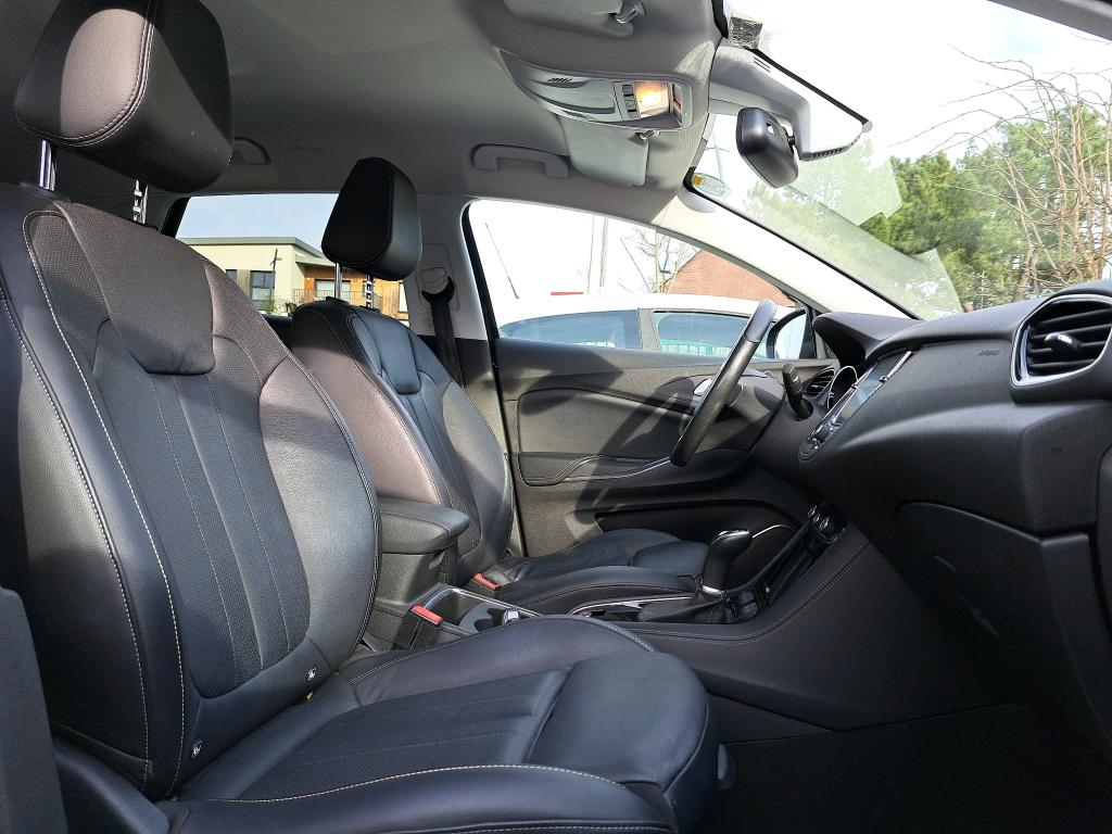 Opel Grandland X 1.5 Diesel 130 ch BVA8 Ultimate 2021