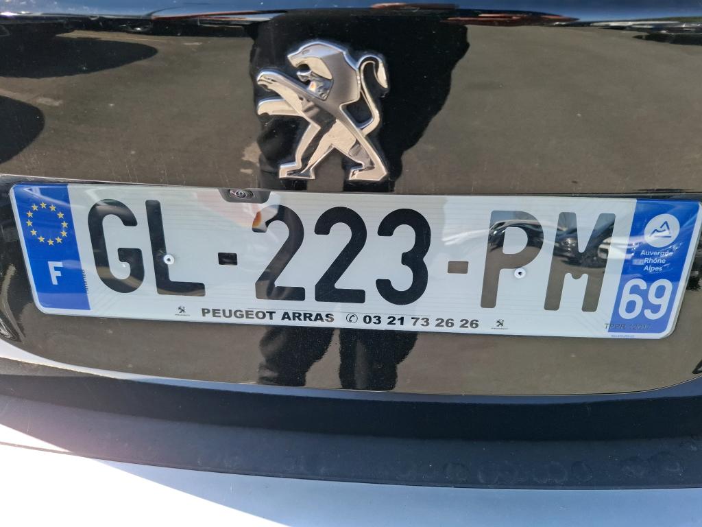 Peugeot 2008 BlueHDi 130 S&S EAT8 Allure 2023