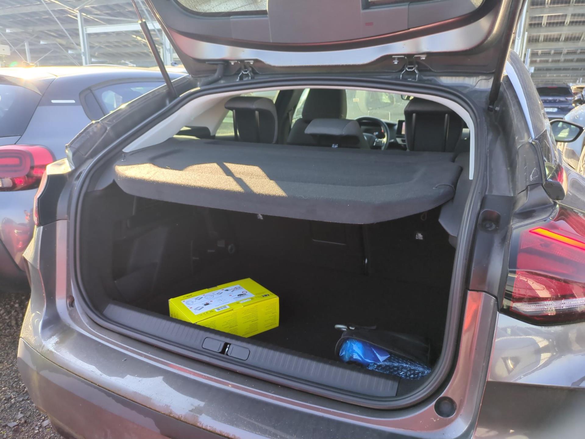 Citroen C4 PureTech 130 S&S EAT8 Shine 2023