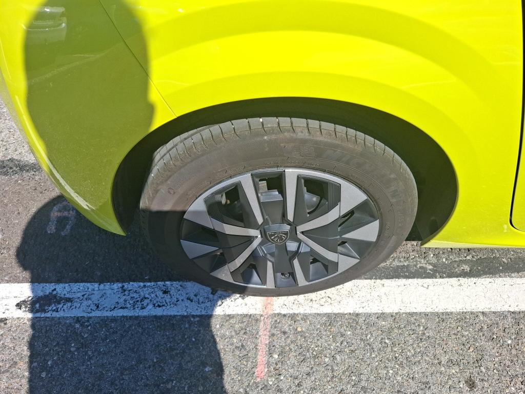 Peugeot 208 Hybrid 110 ch e-DCS6 Style 2025