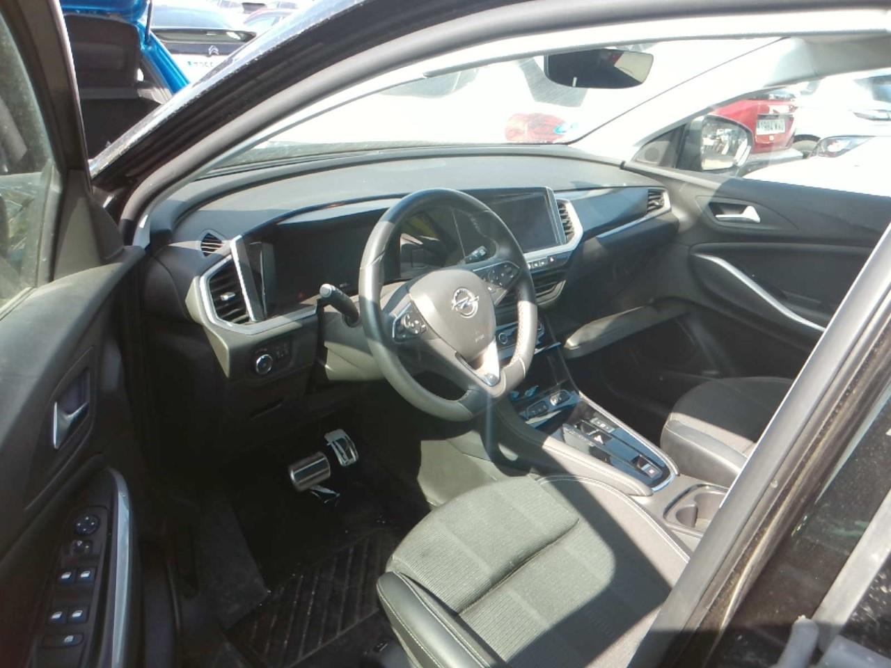 Foto Opel Grandland PHEV 3
