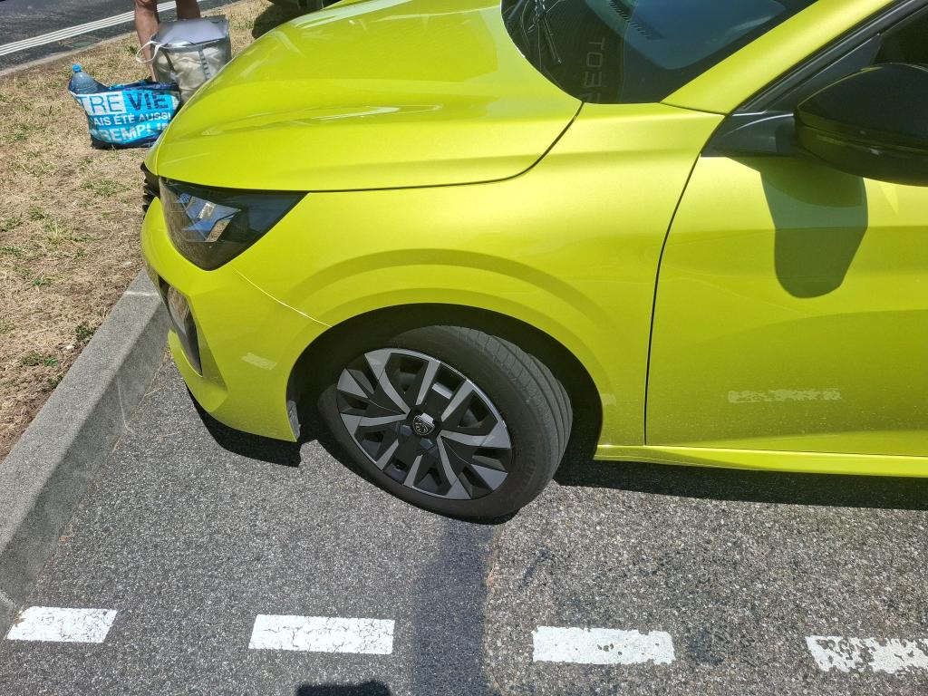 Peugeot 208 Hybrid 110 ch e-DCS6 Style 2025