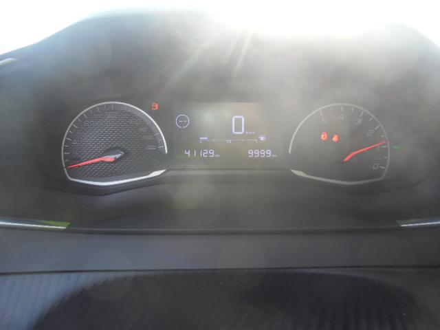 Foto Peugeot 2008 13