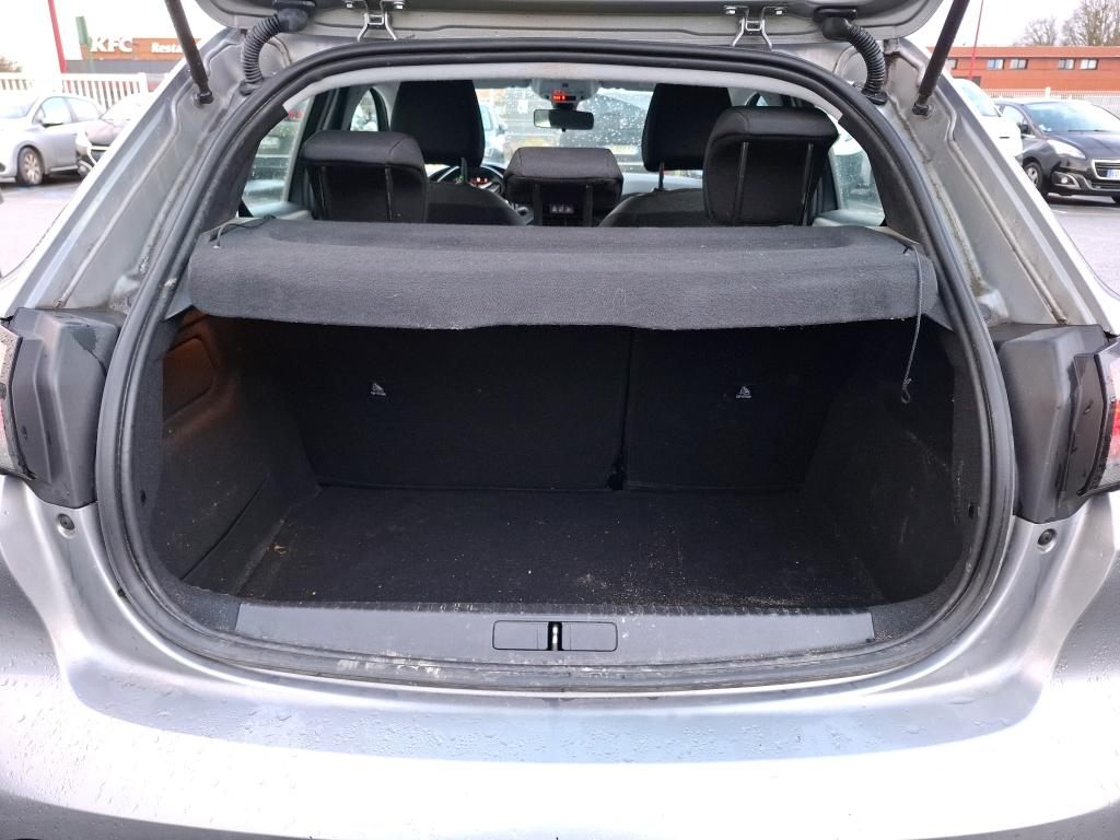 Peugeot 208 PureTech 100 S&S EAT8 Active Business 2021