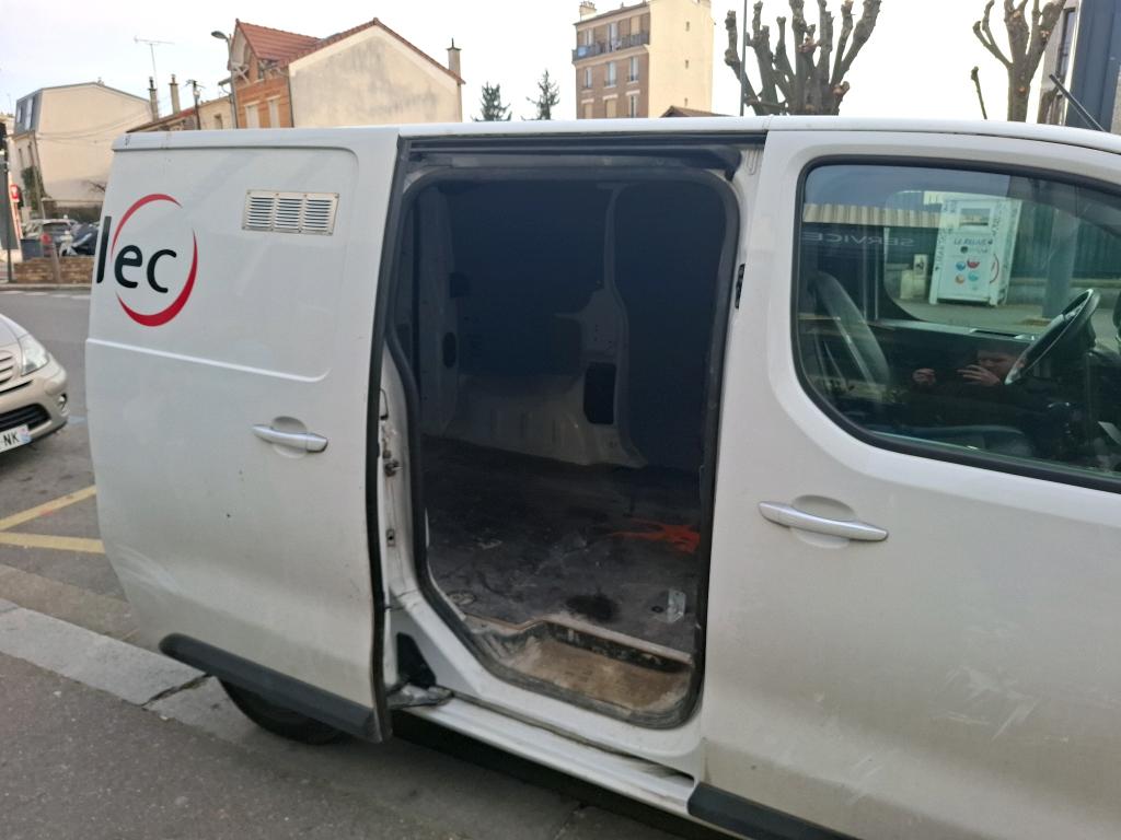 Peugeot EXPERT FGN TOLE COMPACT 1.5 BLUEHDI 120 S&S BVM6 URBAN 2019