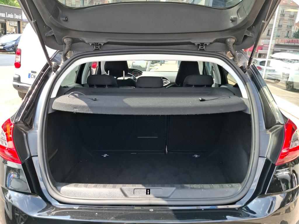 Peugeot 308 BlueHDi 130ch S&S BVM6 Allure Business 2018