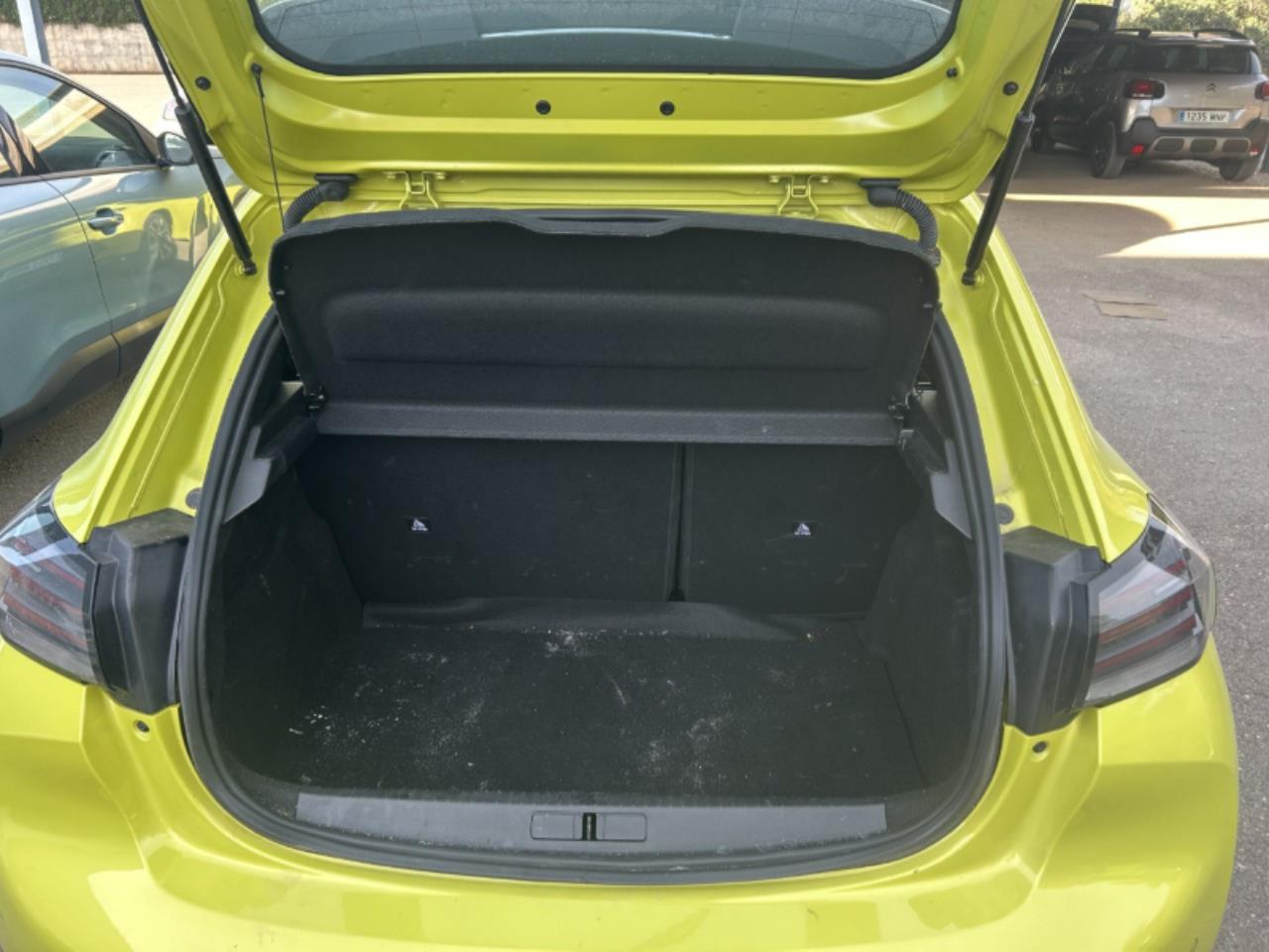 Foto Peugeot 208 8