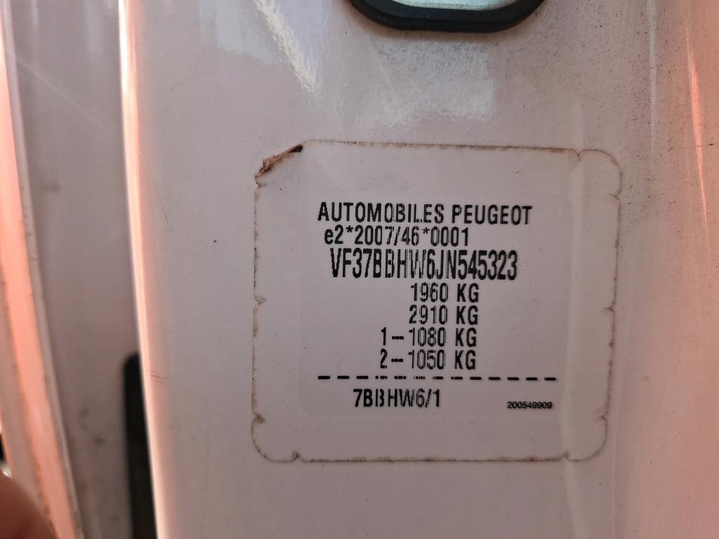 Peugeot PARTNER FOURGON STANDARD 1.6 BLUEHDI 75 BVM5 PREMIUM 2018