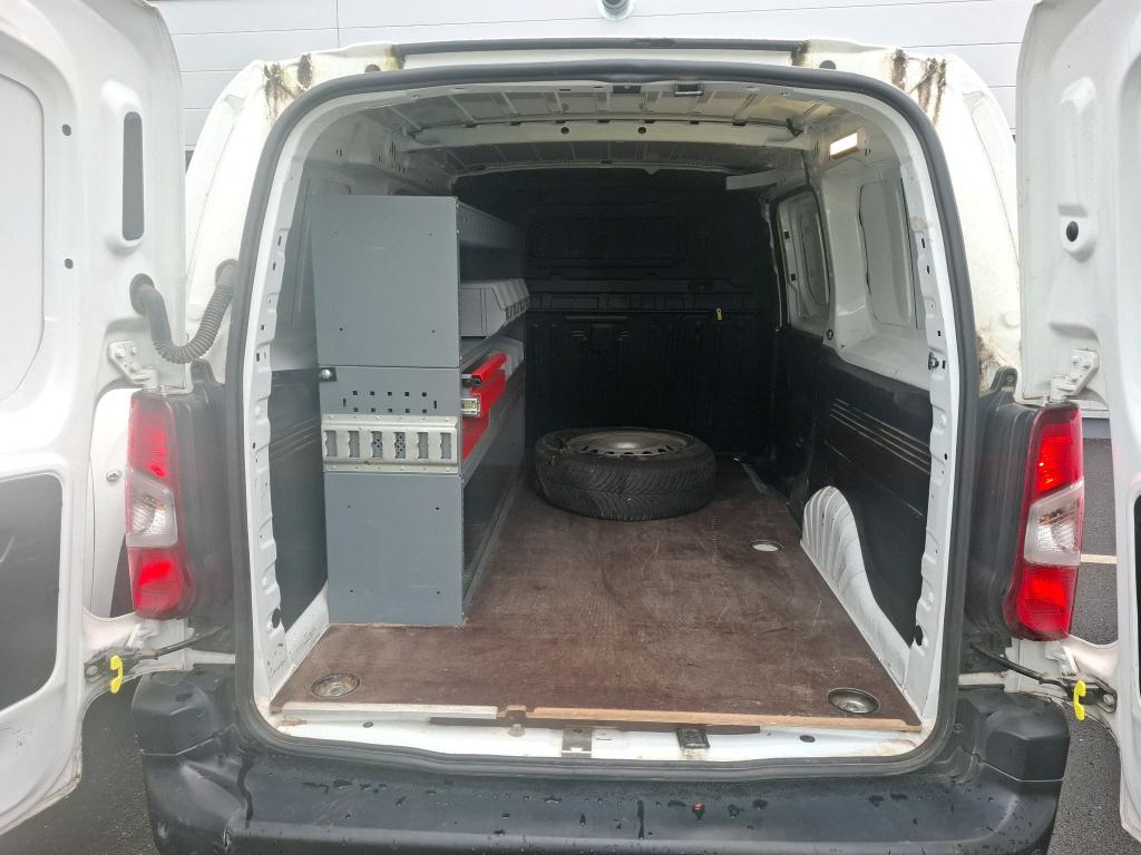 Peugeot PARTNER FOURGON LONG 950 KG BLUEHDI 130 S&S EAT8 ASPHALT 2021