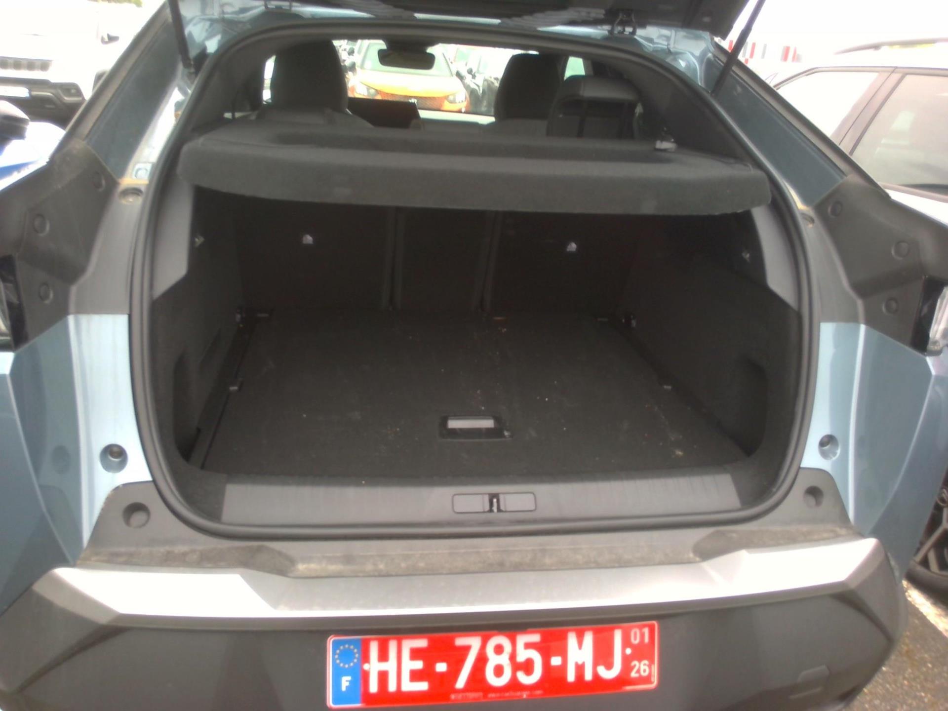 Peugeot 3008 Hybrid 145 e-DCS6 Allure 2025