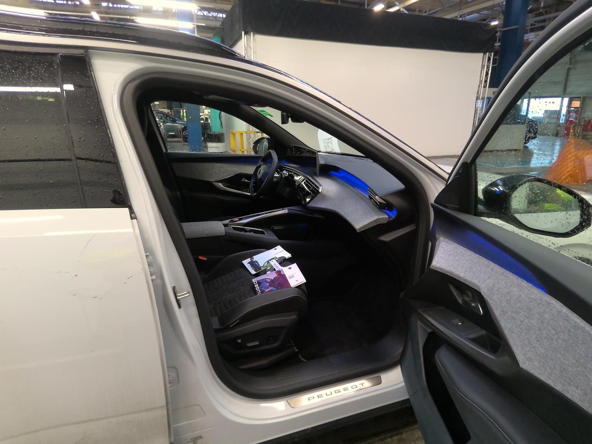 Peugeot 5008 Electrique 230 ch 97 kWh Grande autonomie GT 2025