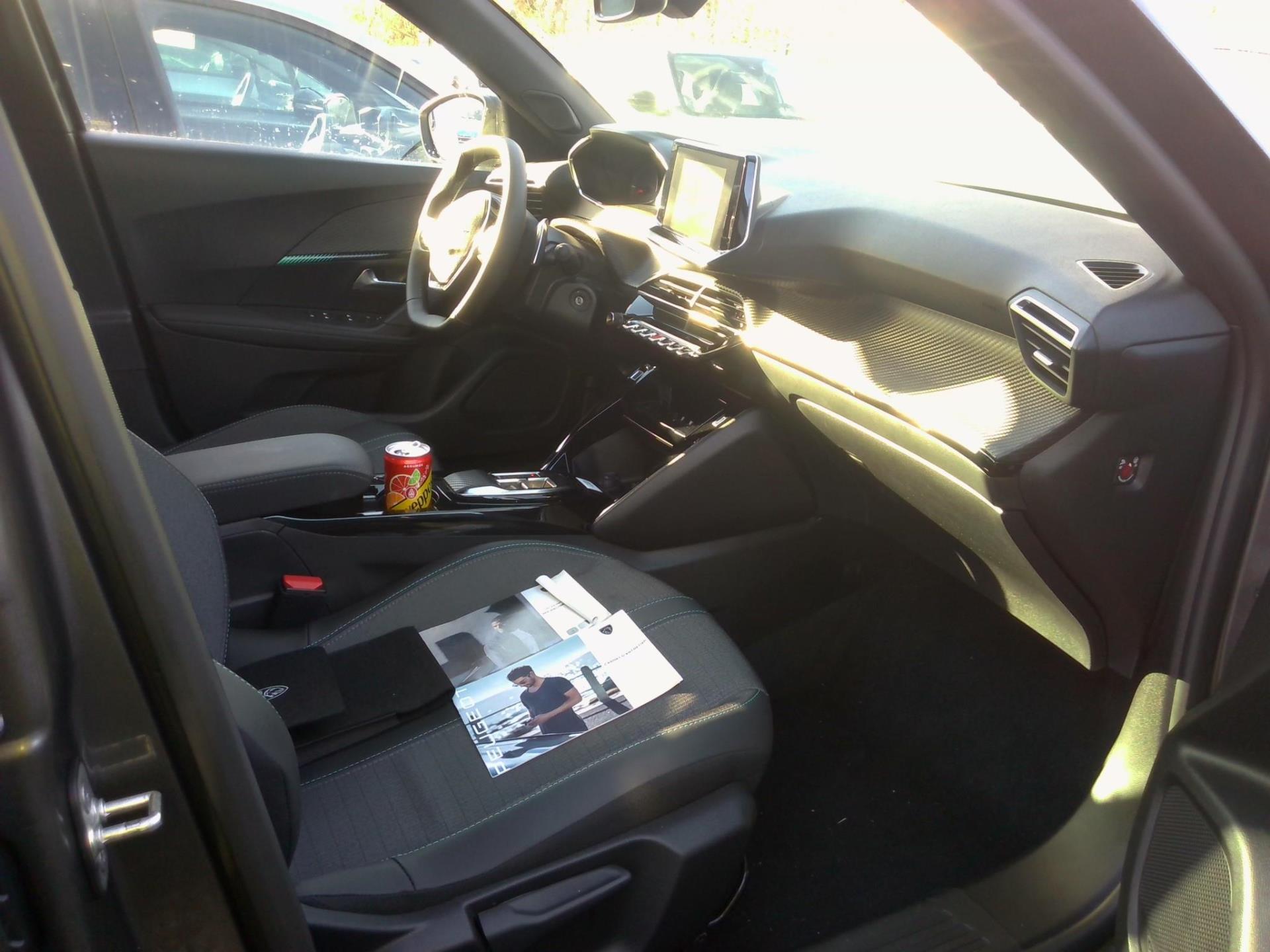 Peugeot 2008 PureTech 130 S&S EAT8 Allure 2023