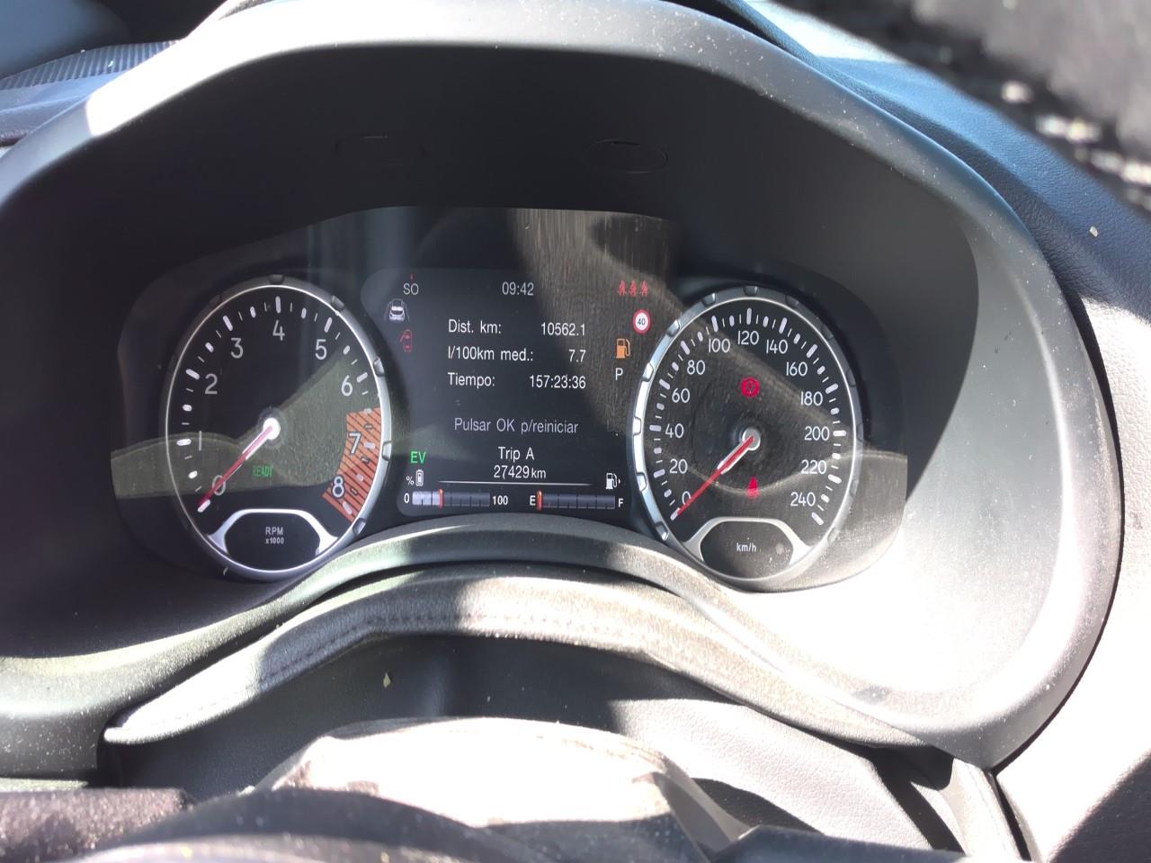 Foto Jeep Renegade 4