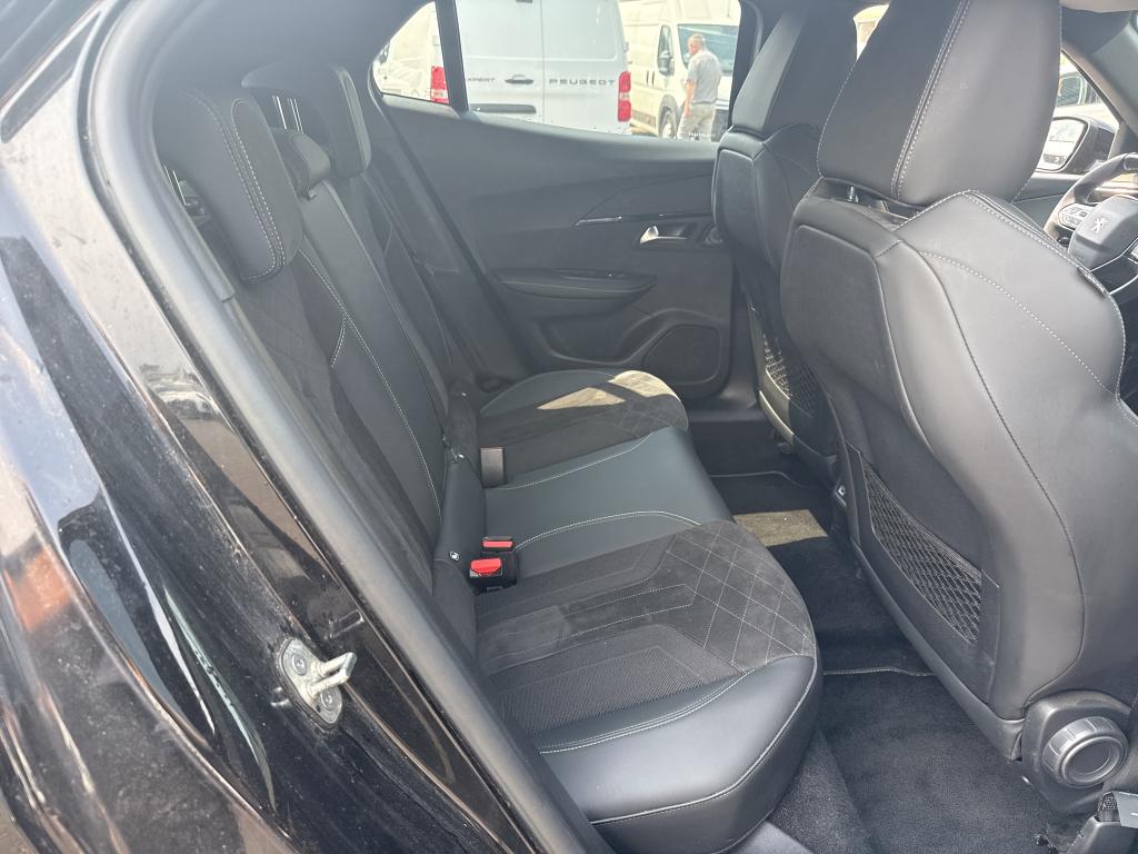 Peugeot 2008 BlueHDi 130 S&S EAT8 GT Pack 2021